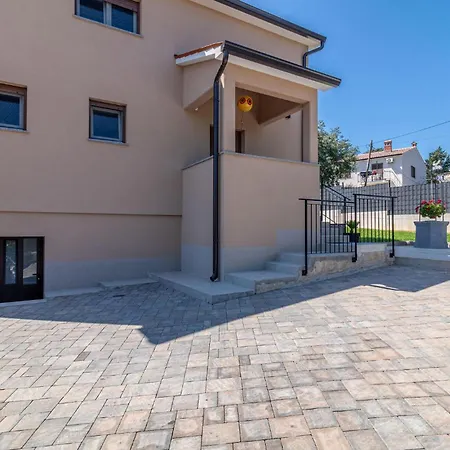 3 Bedroom In Prázdninový dům