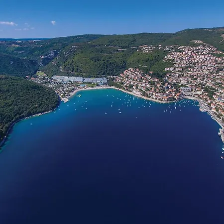 Gorgeous In Krsan